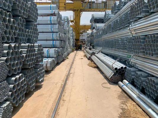 Round Section Shape ASTM A106 Sch 40 ERW GI Galvanized Steel Pipe with ±1% Tolerance